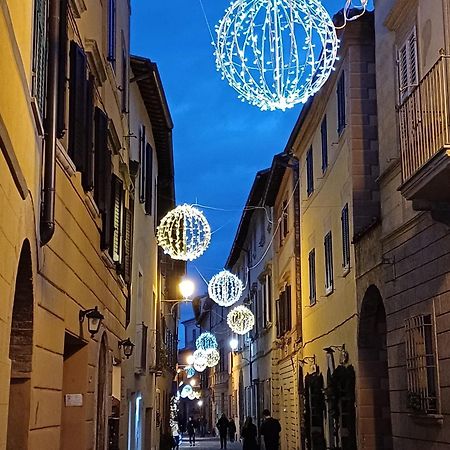 A Due Passi Da Piazza Grande Daire Montepulciano Stazione Dış mekan fotoğraf