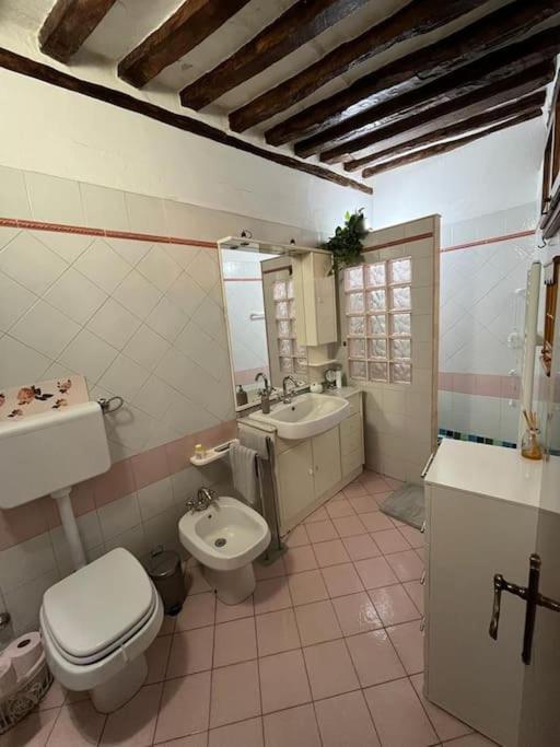 A Due Passi Da Piazza Grande Daire Montepulciano Stazione Dış mekan fotoğraf