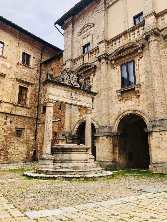 A Due Passi Da Piazza Grande Daire Montepulciano Stazione Dış mekan fotoğraf